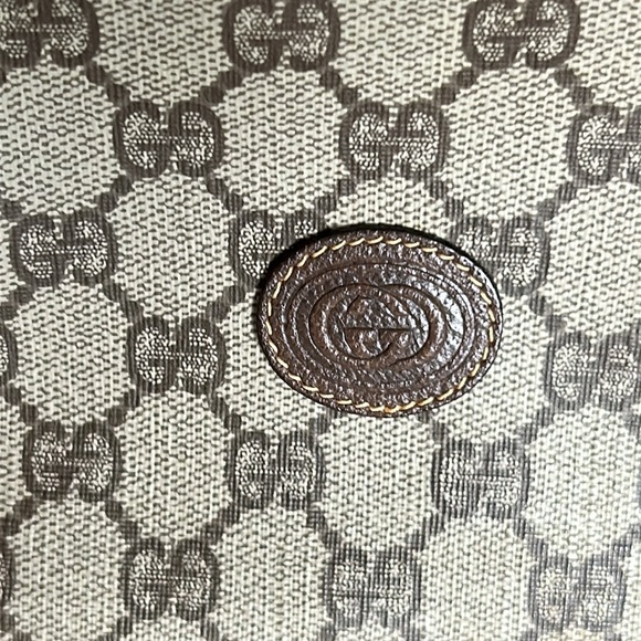 Gucci Vintage 1989 Brown Monogrammed crossbody bag - Picture 4 of 17